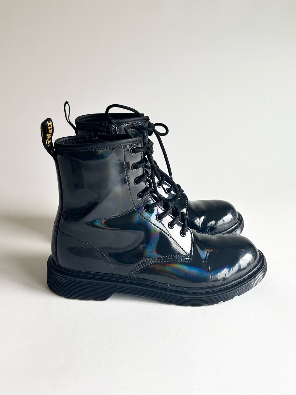 Dr. Martens 1460Y Black Patent Leather Combat Boots size7 - Picture 2 of 16